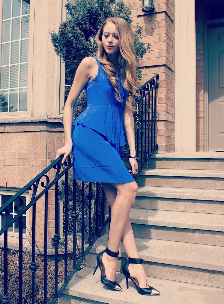 blue greylin dress and black shoes