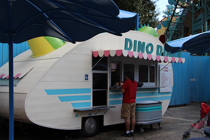 dino food truck