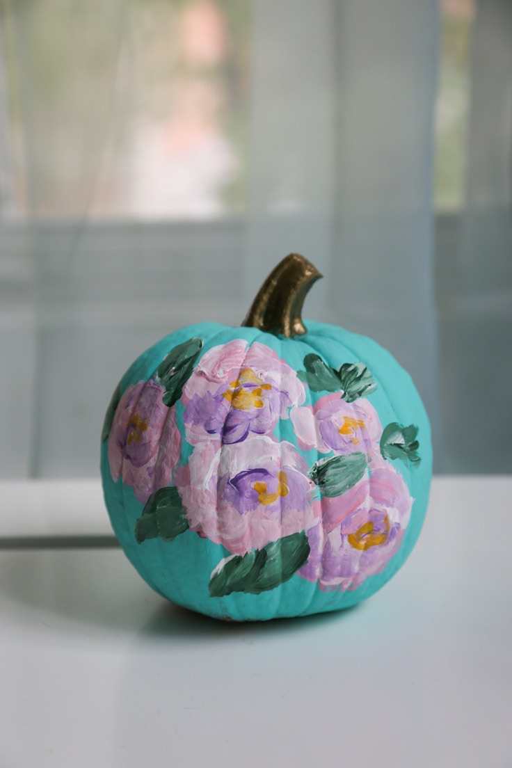 diy-floral-painted-pumpkin-2-of-3
