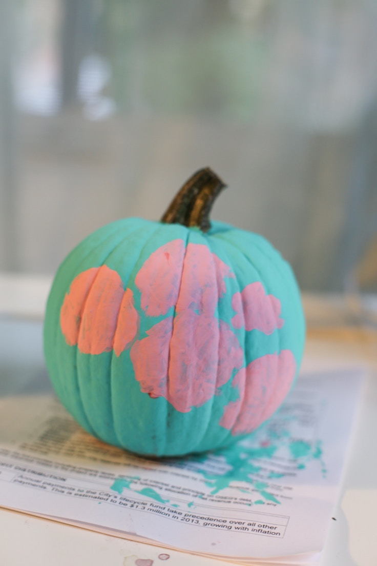diy-floral-painted-pumpkin-2-of-6