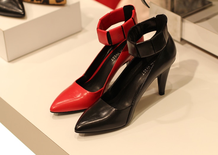 instyle for nine west fall 2014 red black shoes