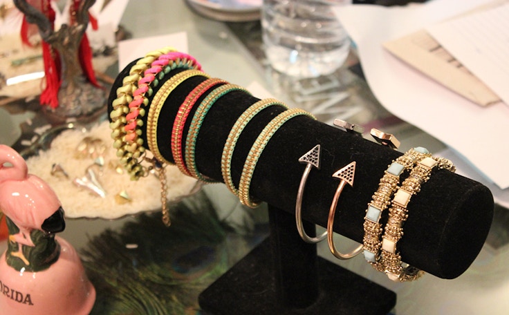 jewelry bracelets display