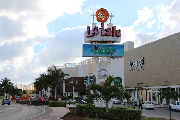 la isla shopping mall cancun