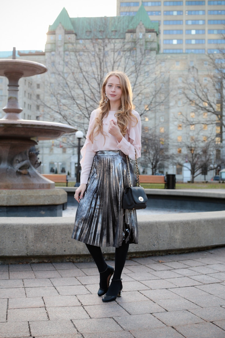 metallic-pleated-skirt-3-of-8