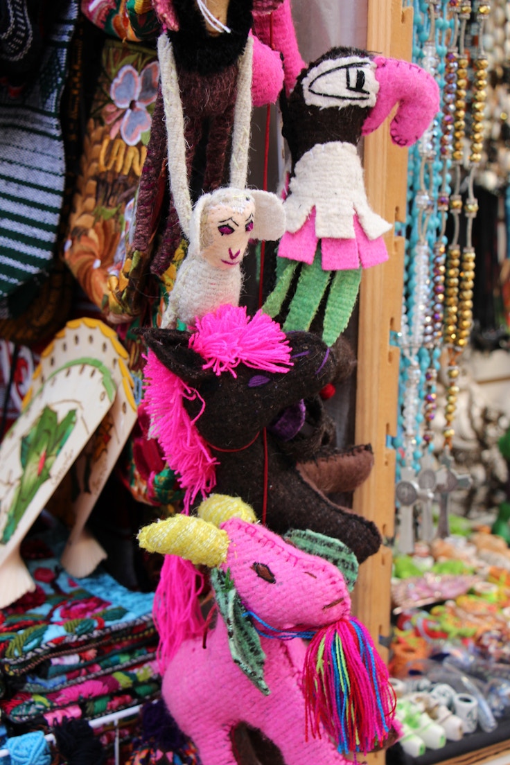 mexican market souvenirs