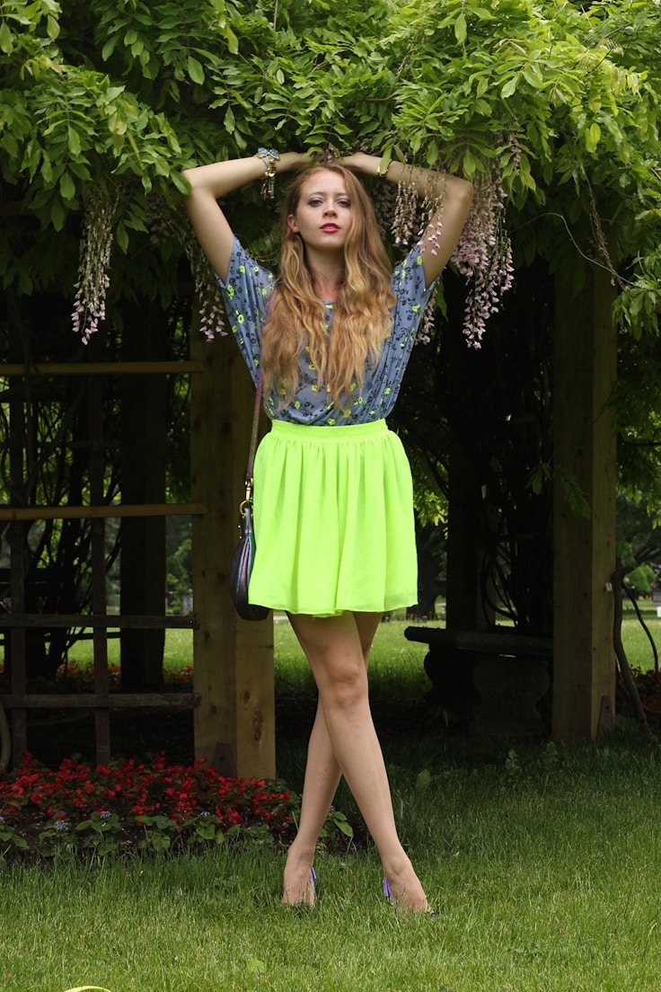 neon green american apparel skirt