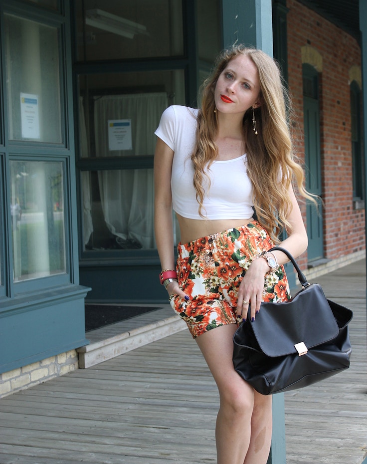 orange floral shorts and crop top