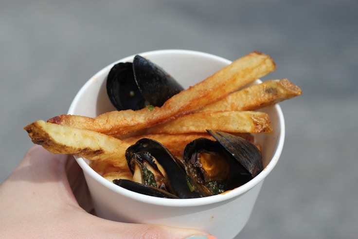 pei mussles and fries