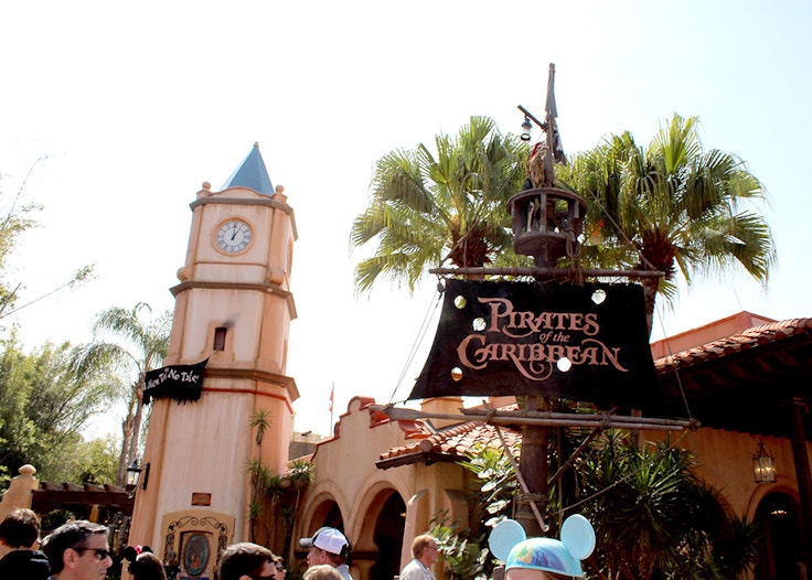 pirates of the caribbean entrance