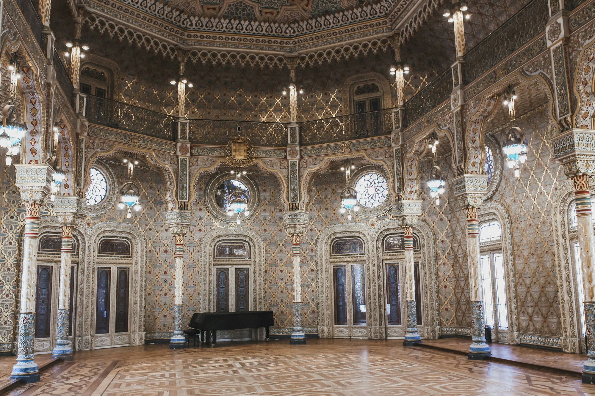 grand arab room in the palacio de bolsa