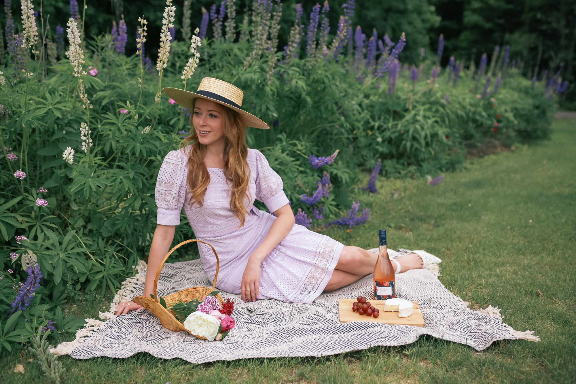 The Prettiest vintage picnic: Rachel Parcell Dress Review - Purple Hush Square Neck Lace Dress. 