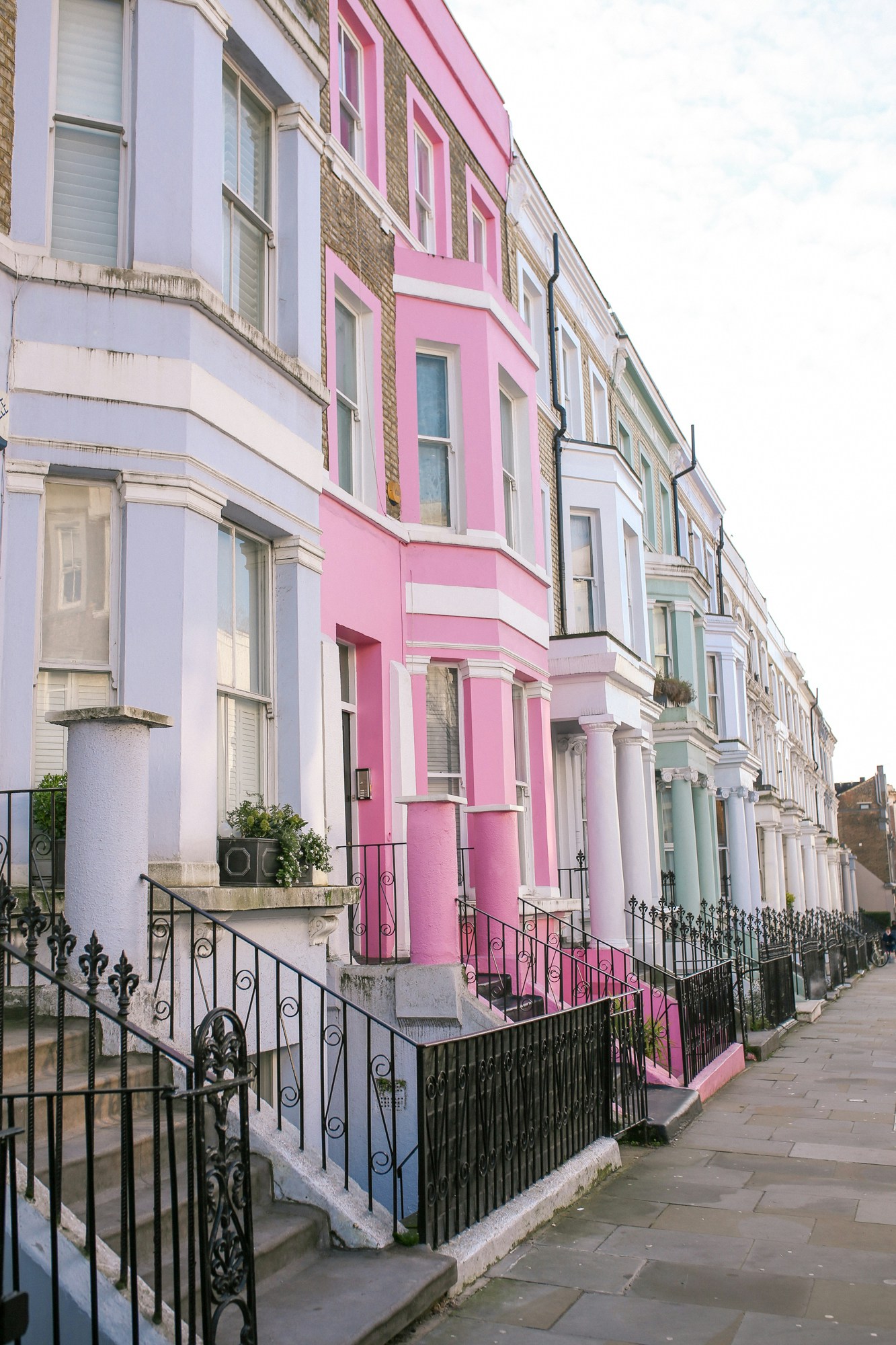 Notting Hill - the best pastel houses for Instagram photos.