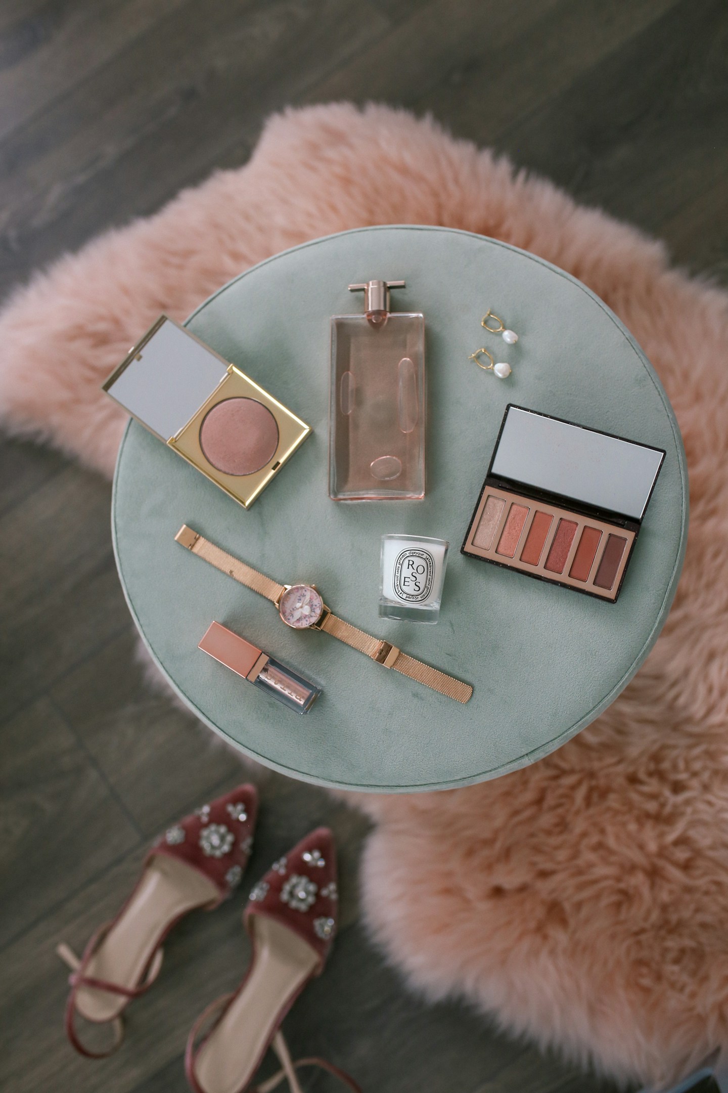 Valentine's Day Gift Ideas: From pretty Charlotte Tilbury eyeshadow to sumptuous fragrance or pearl earrings, my gift ideas are perfect at any price point!