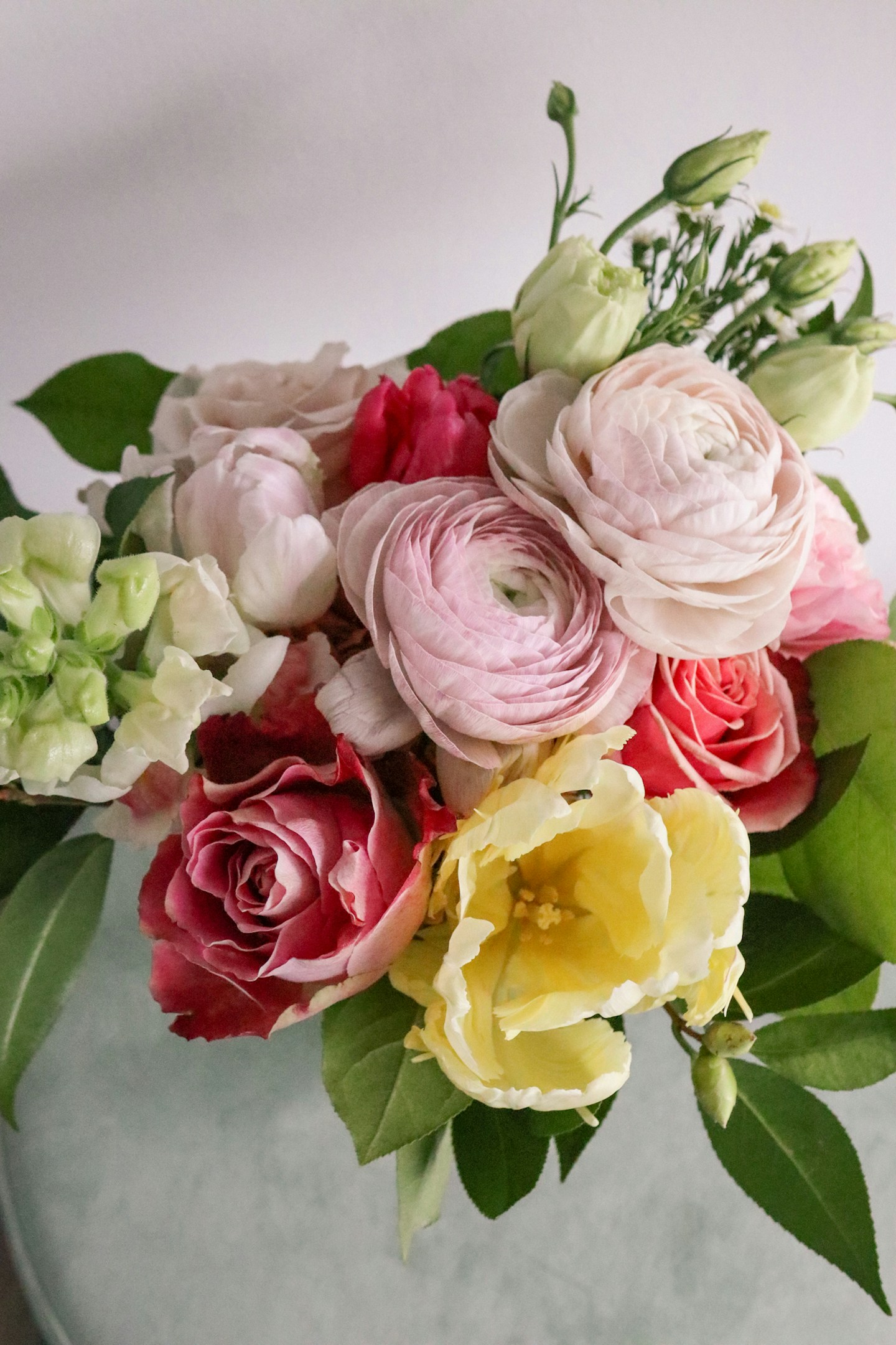 Brave Blooms Floral Subscription is a perfect mother's day gift idea!