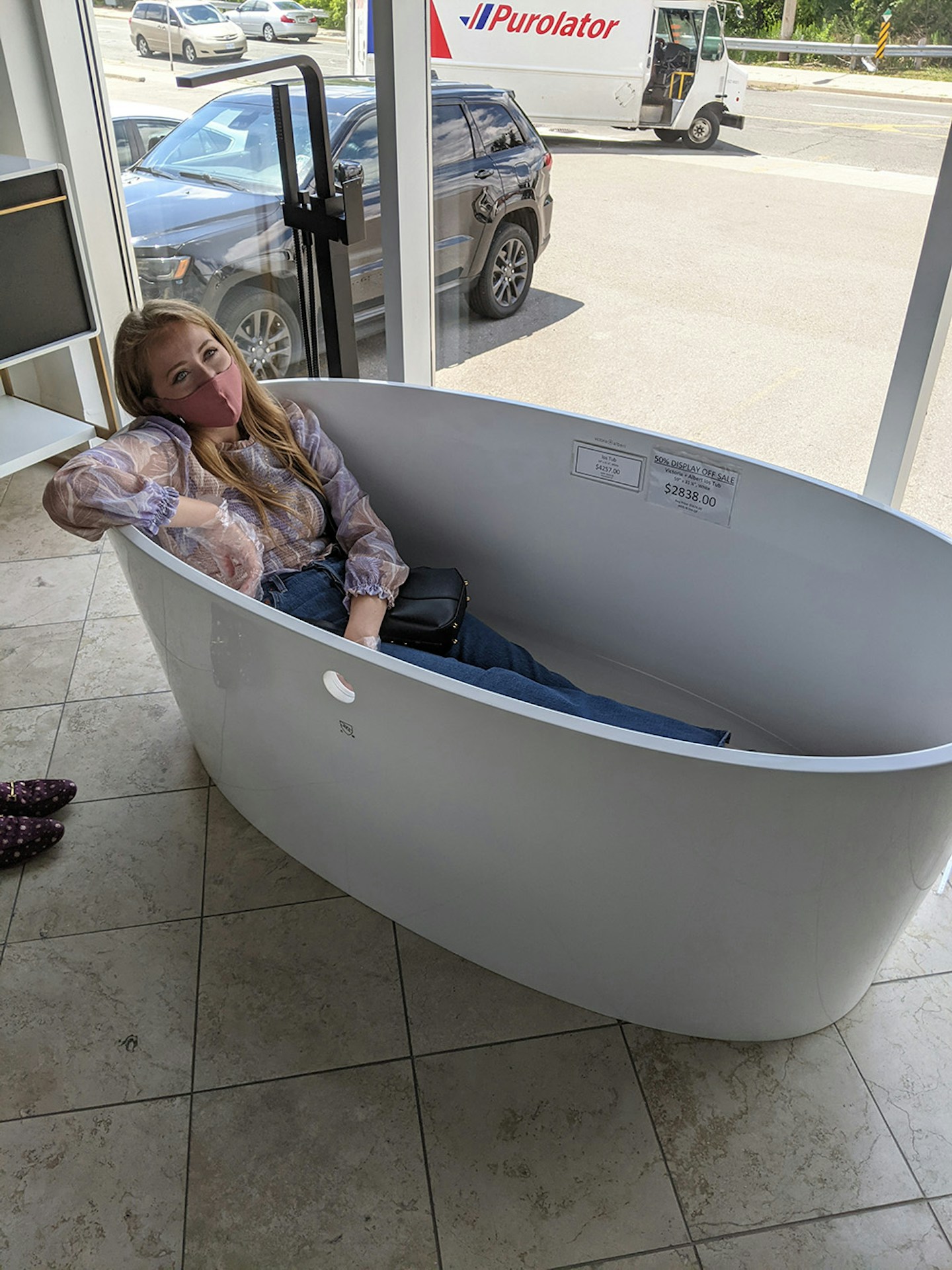 How to pick a freestanding tub: make sure you test drive your bathtub first! Try it out in a showroom to make sure it's comfortable and the size and depth feels right.