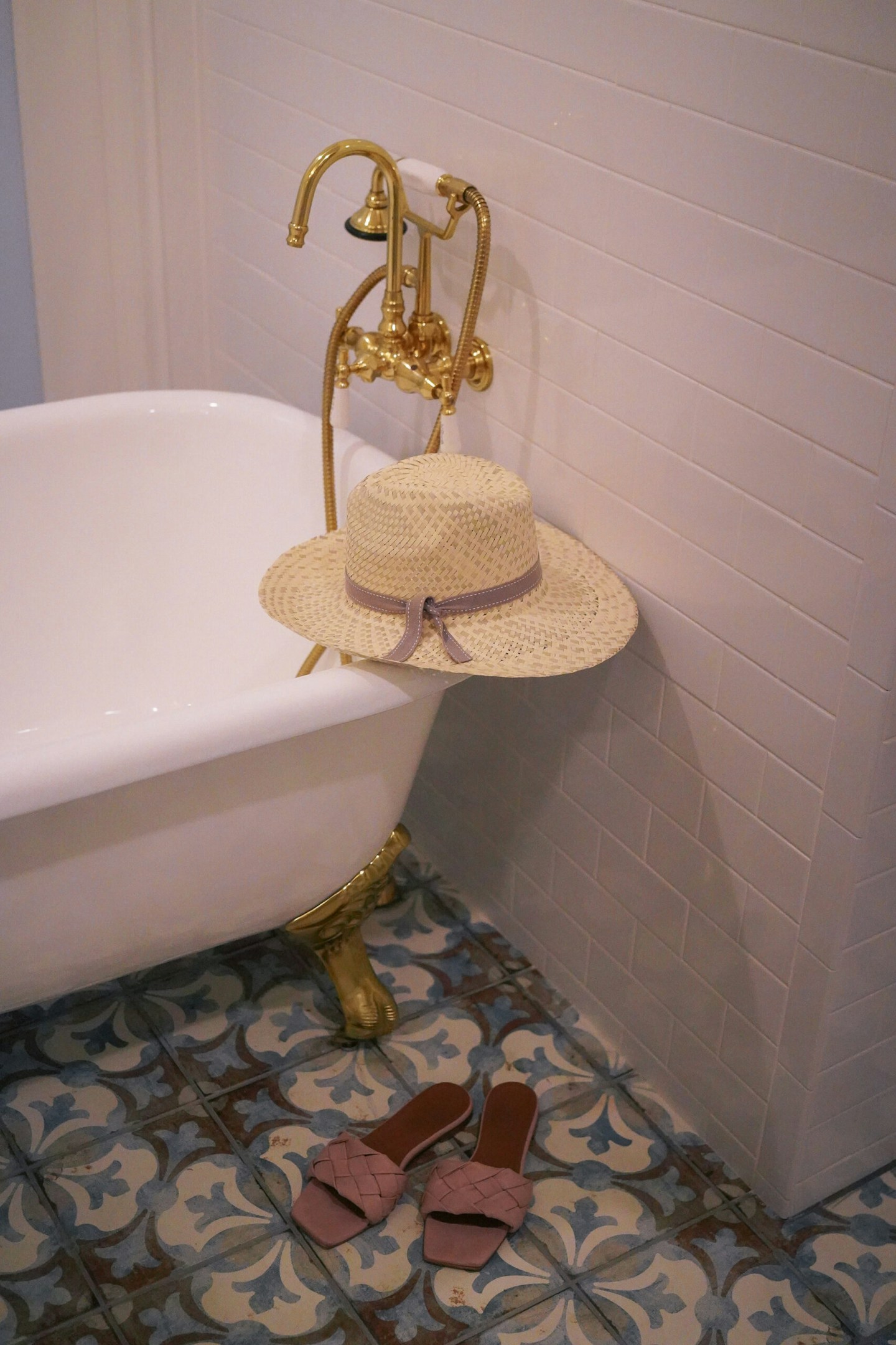 The gorgeous soaker cast iron bathtub at Grassy Flats Resort and Beach Club was perfect for unwinding after a busy day in the Florida Keys.
